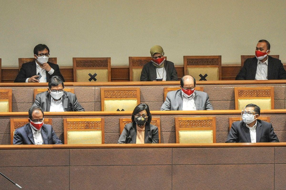 Menteri Keuangan Sri Mulyani saat menghadiri Rapat Paripurna DPR RI Ke-2 Masa Persidangan I Tahun Sidang 2021-2022 di Kompleks Parlemen, Senayan, Jakarta, Kamis (19/8/2021). ANTARA FOTO/Aprillio Akbar