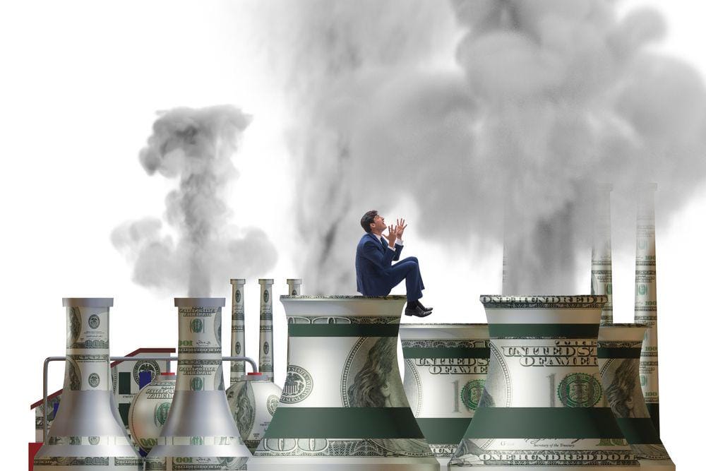 Ilustrasi Pajak Karbon. (ShutterStock/Elnur)