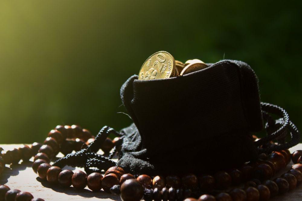 ShutterStock/ImranKadir